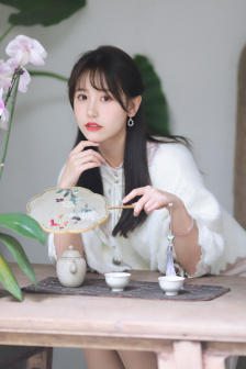 和漂亮邻居少妇做爰3